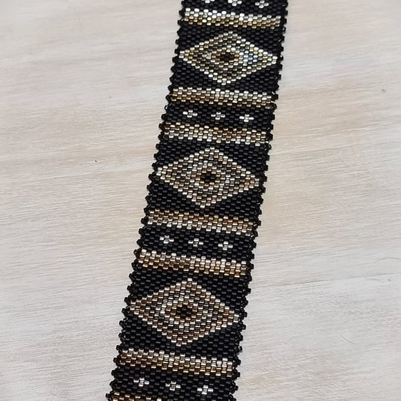 Beaded bracelet Handcrafted , 24KT metallic miyuki glass beads, handcrafted - Picture 4 of 4